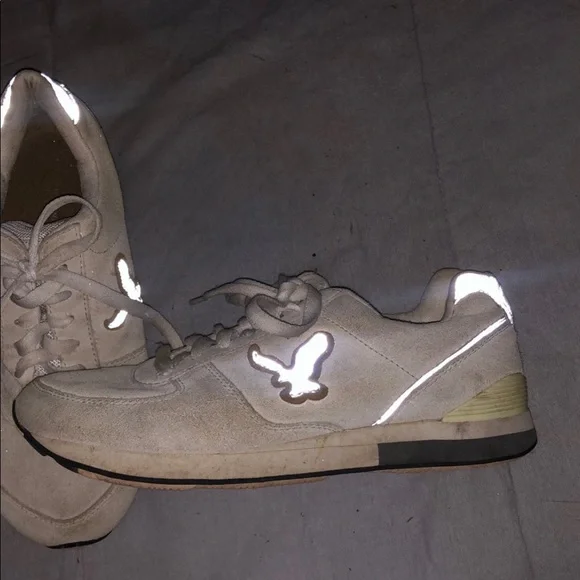 Woman’s Vintage Y2K American Eagle Sneakers - Picture 3 of 6